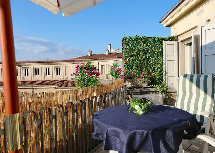 Vr - Blu In Bra Appartement *