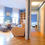 Apartment Vr - Blu In Bra *