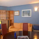 Vr - Blu In Bra Apartment